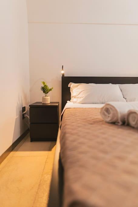 Trani -Suite ❉Marmor - Elegante Casa Storica ❉ Exteriör bild